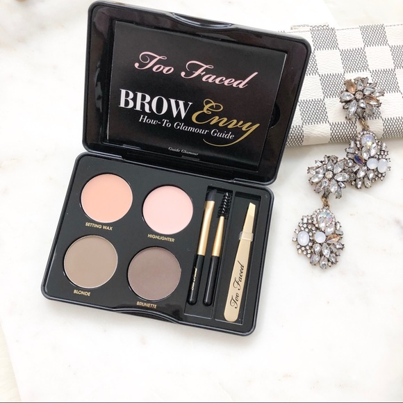 Two Faced Brow Envy Brow Kit - Picture 1 of 4